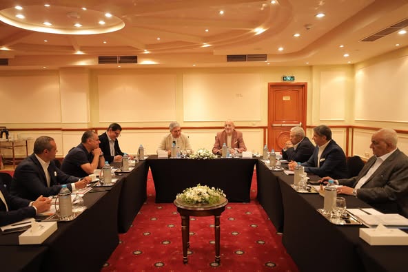 وزير السياحة والآثار