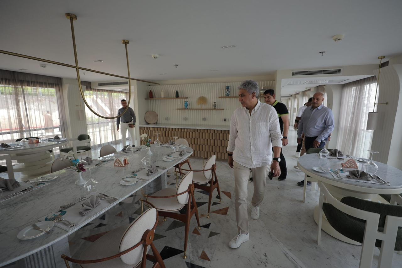 وزير السياحة والآثار