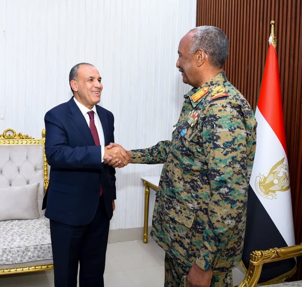 وزير الخارجية