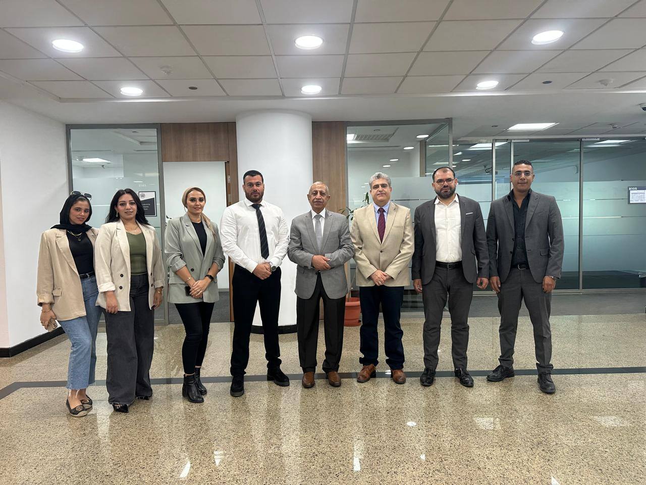 الاكاديمية العربية