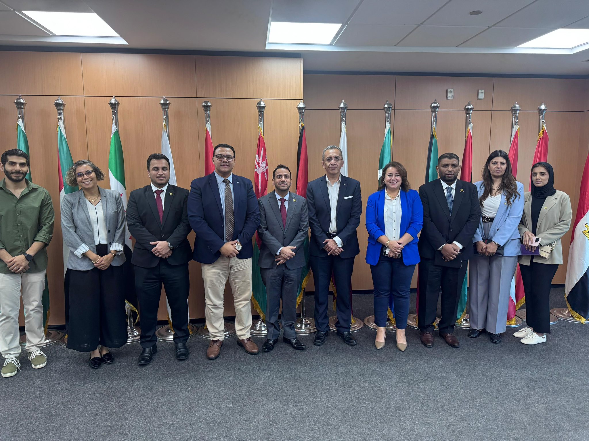 الاكاديمية العربية