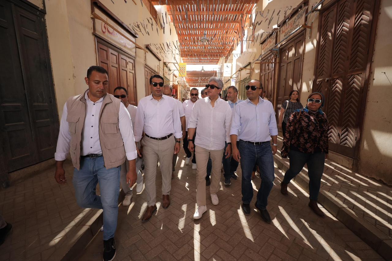 وزير السياحة