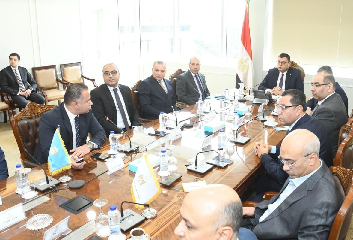 وزير الاسكان