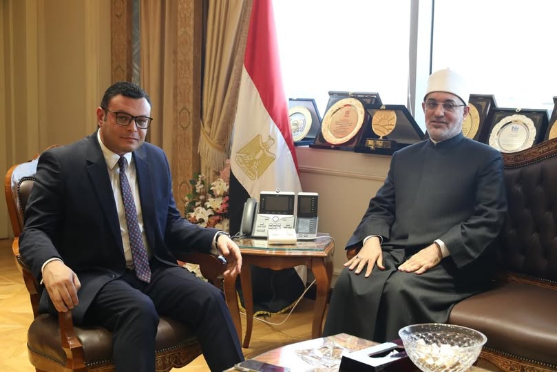 وزير الإسكان