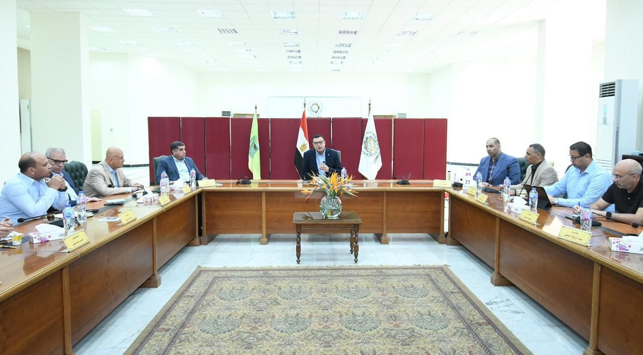 وزير الاسكان