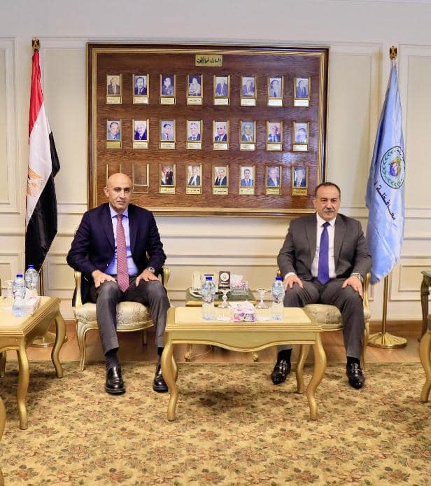 محافظ أسيوط