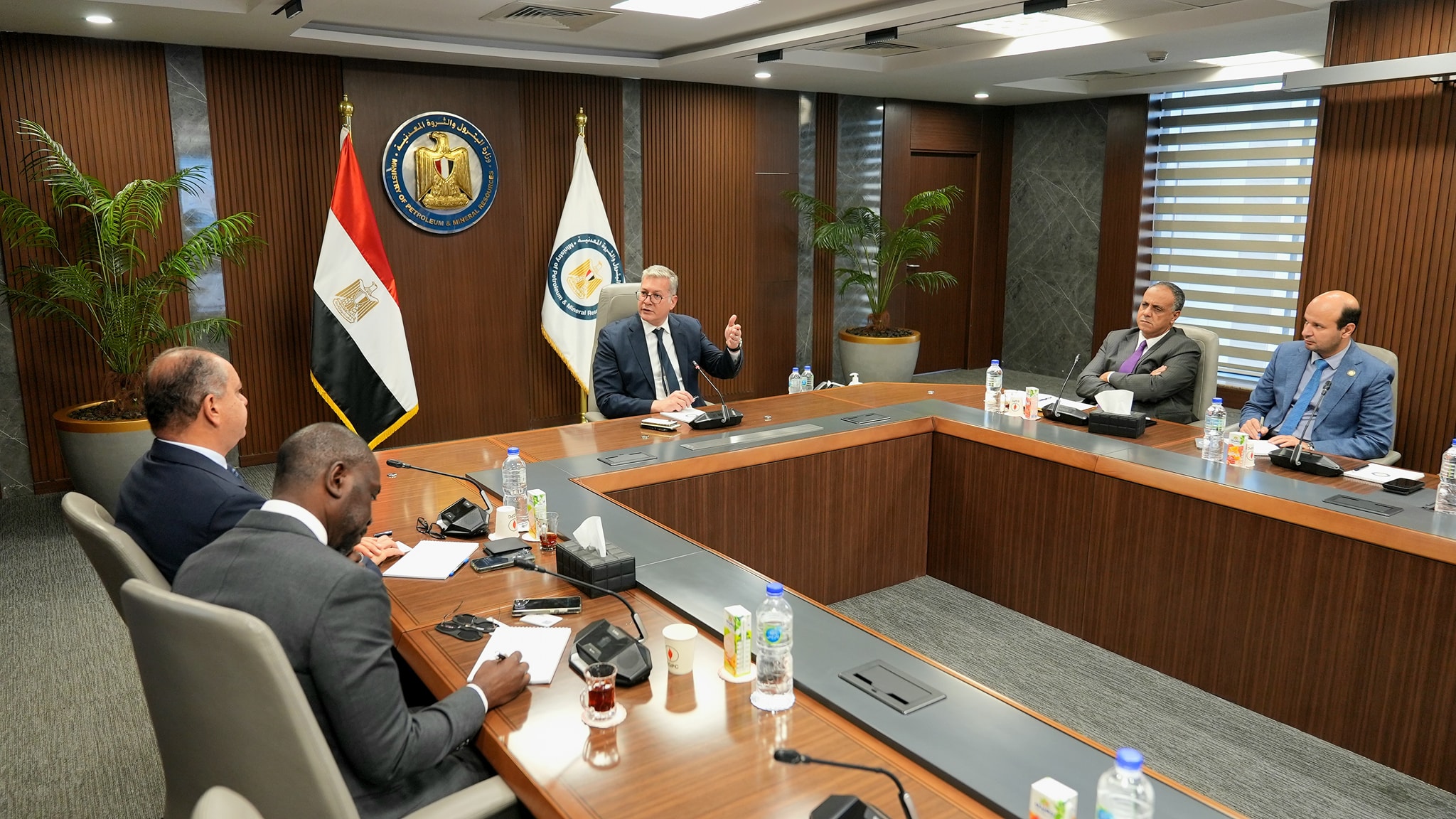 وزير البترول