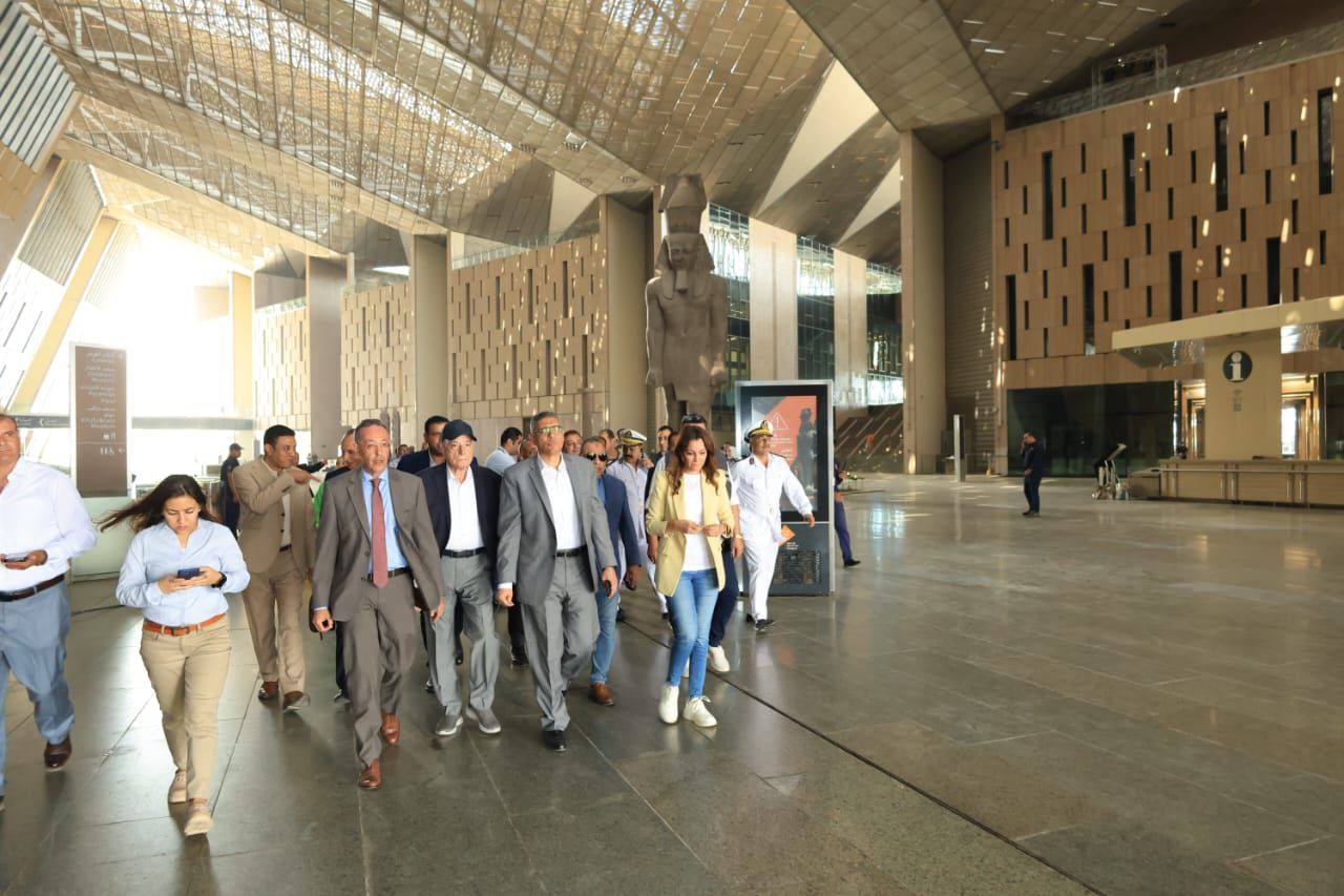 محافظ الجيزة 