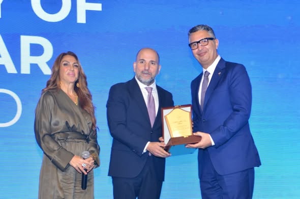  وزير التموين