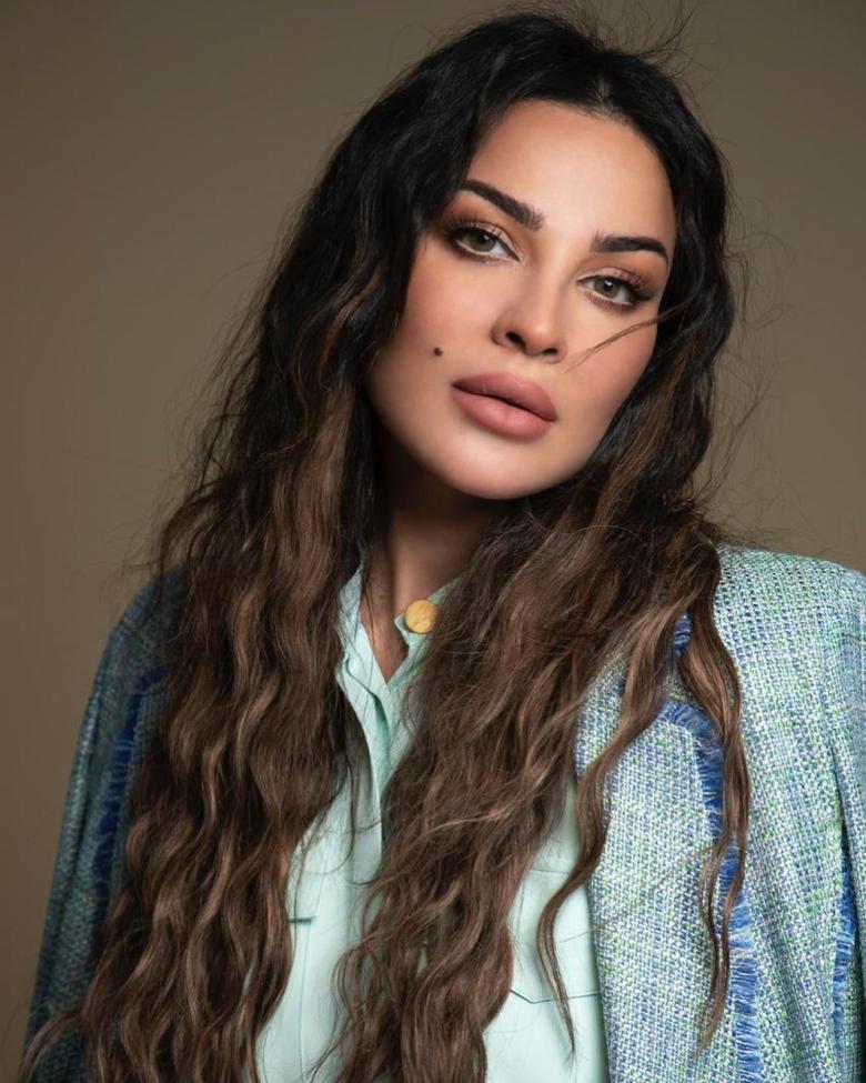 نادين نسيب نجيم