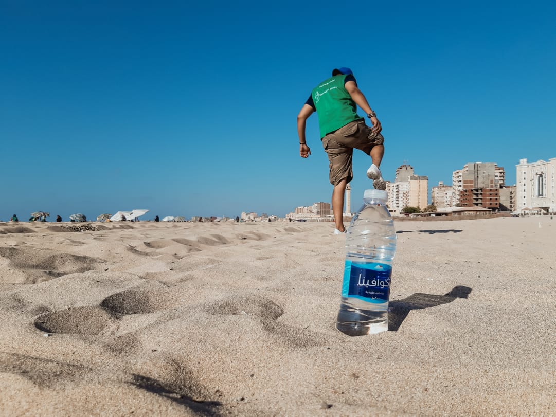 مبادرات لمكافحة التلوث البلاستيكى