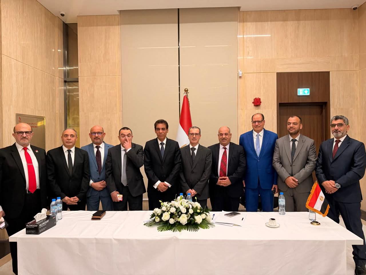 وزير الخارجية