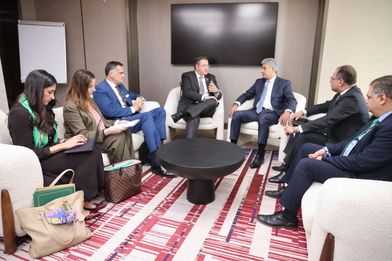 وزير السياحة