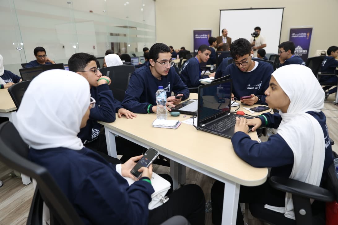 وزير الاتصالات