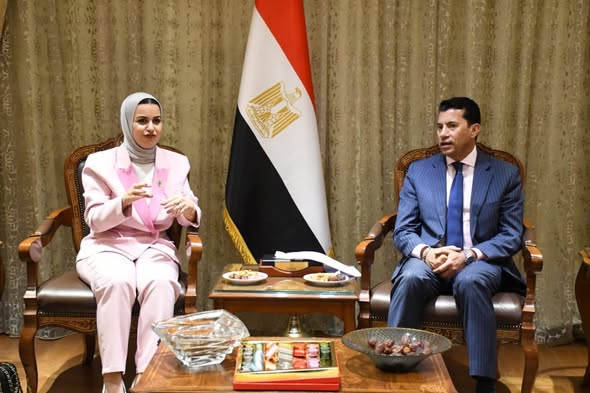 وزير الشباب والرياضة