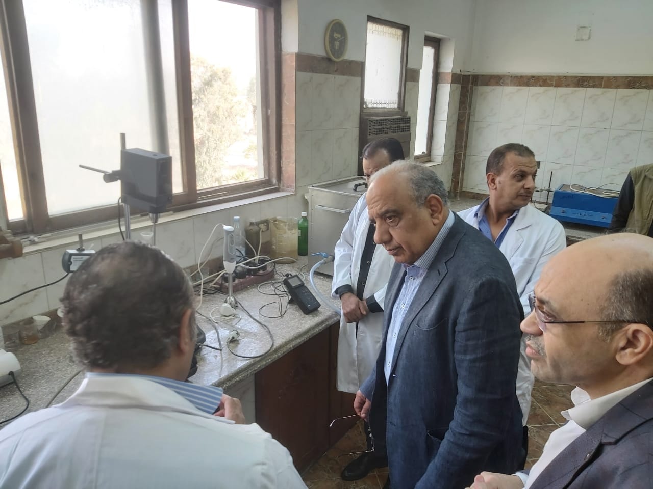 وزير الكهرباء 