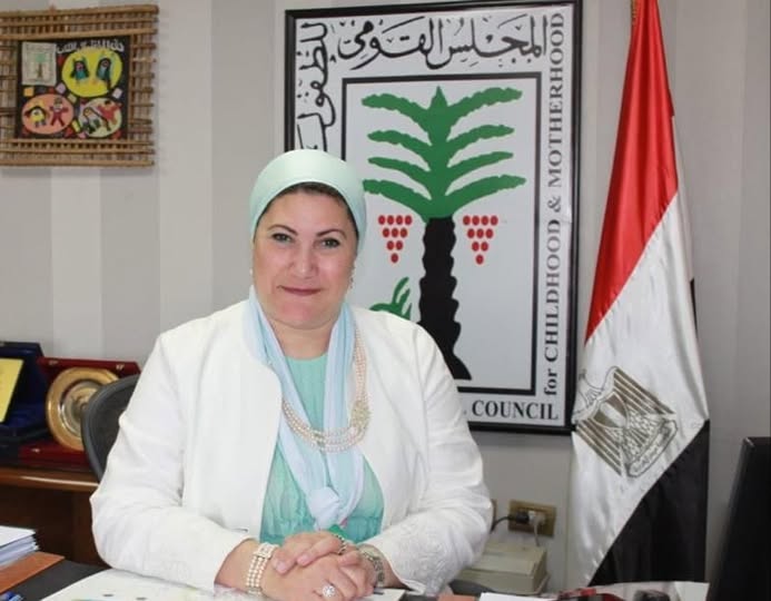 الطفولة والأمومة