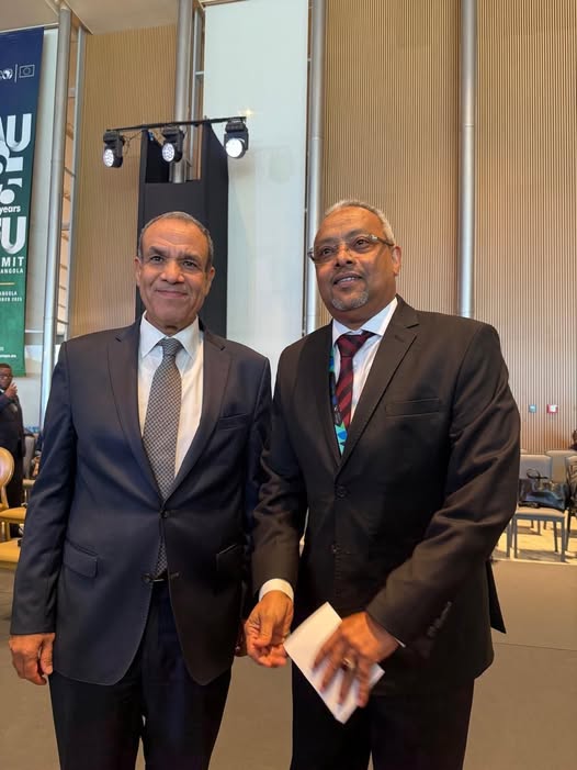 وزير الخارجية والهجرة