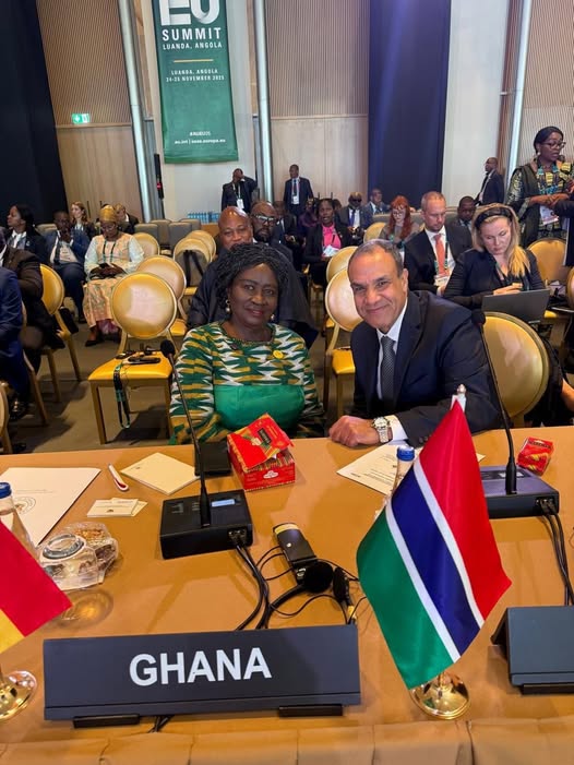 وزير الخارجية