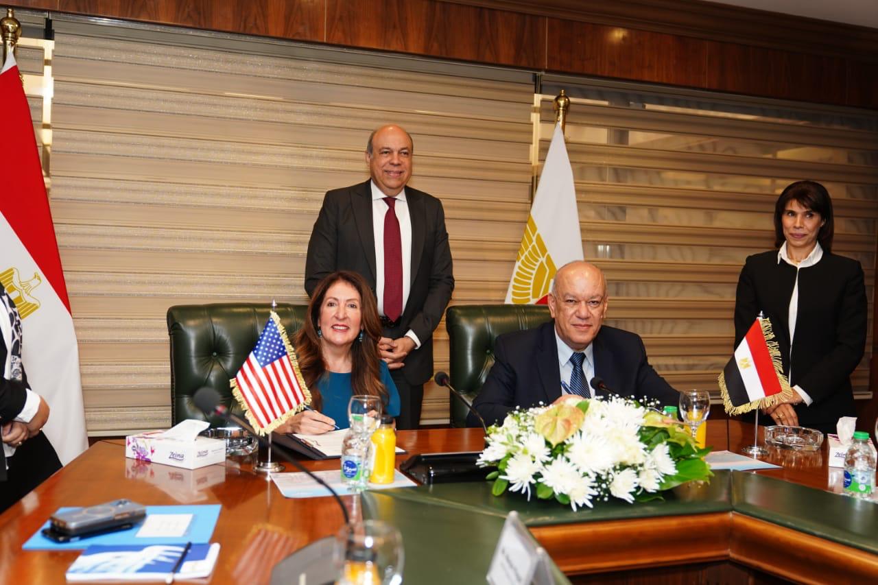 وزير الطيران المدني