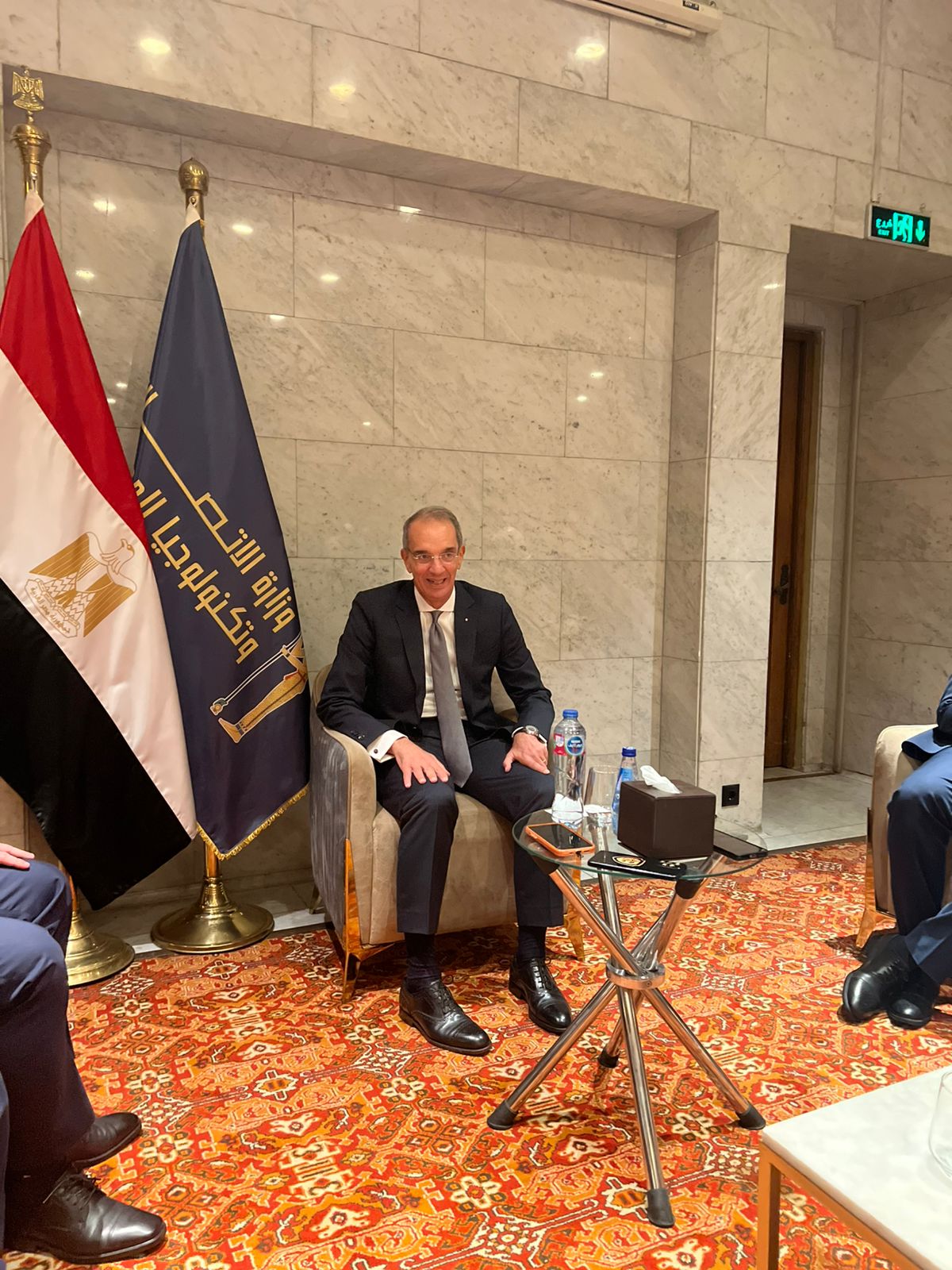 وزير الاتصالات