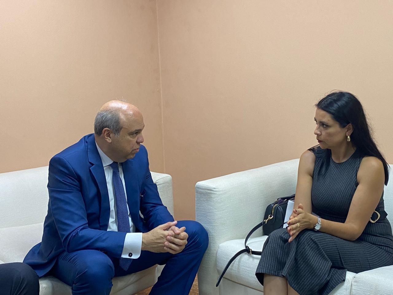 وزير الطيران 