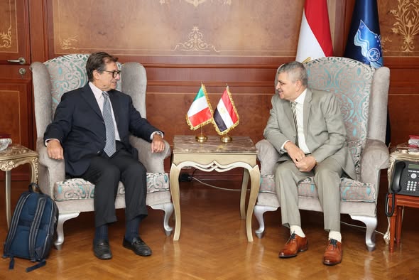 رئيس هيئة قناة السويس