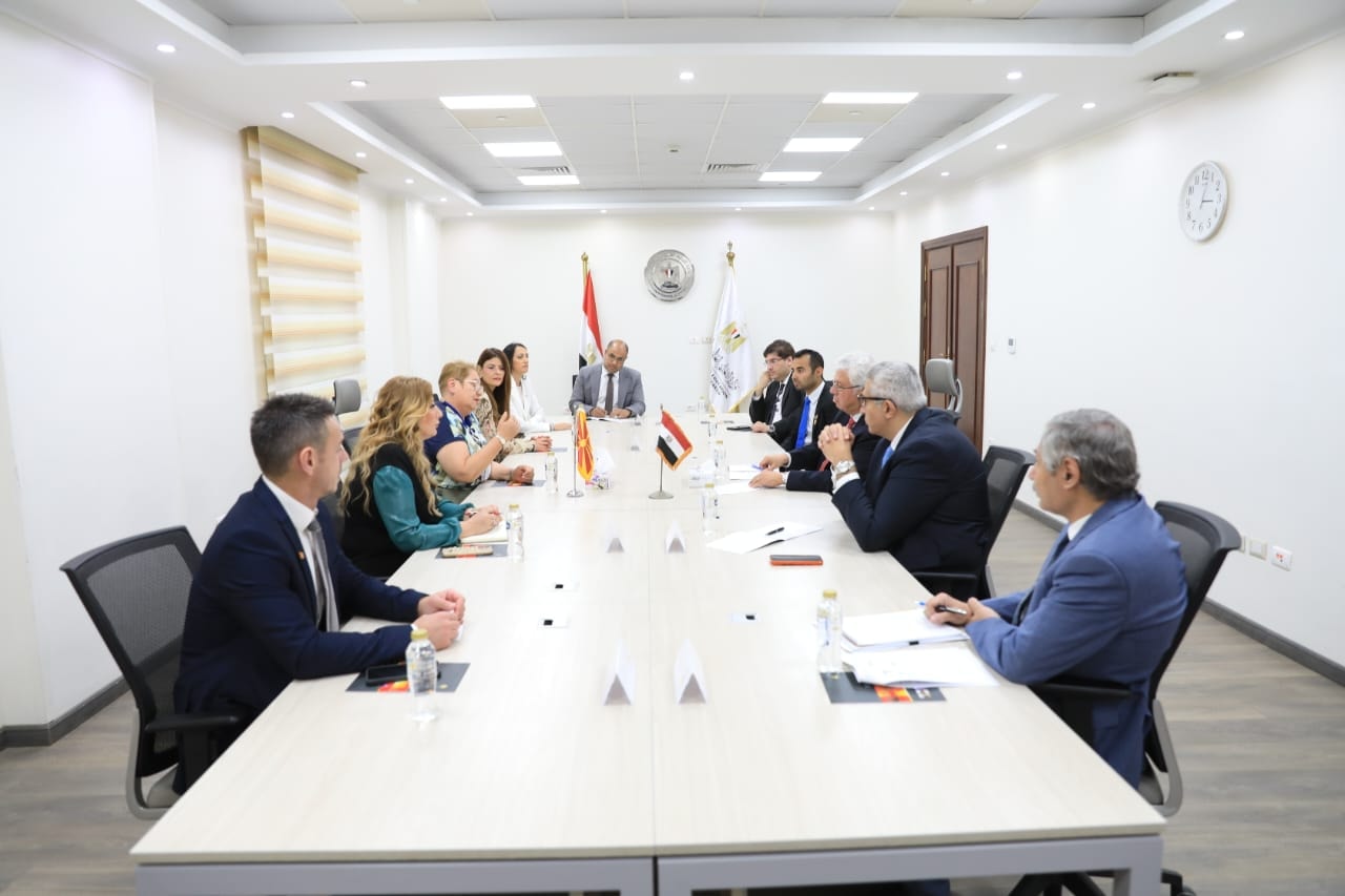  وزير التعليم العالي