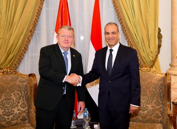 وزير الخارجية