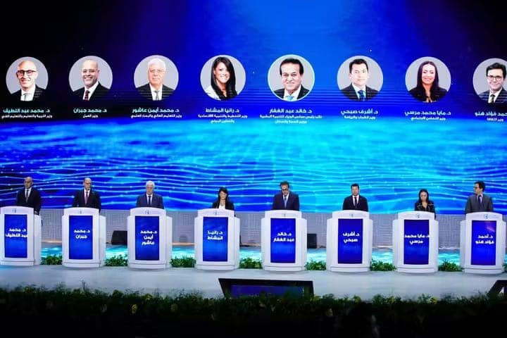 وزير الشباب والرياضة