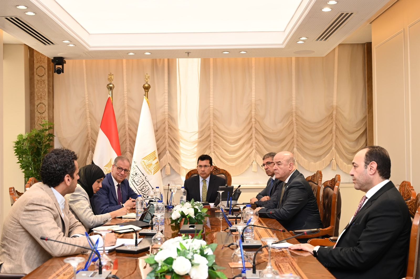 وزير الشباب والرياضة