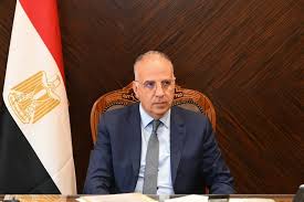 وزير الموارد المائية