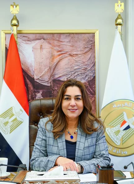 وزيرة التنمية المحلية