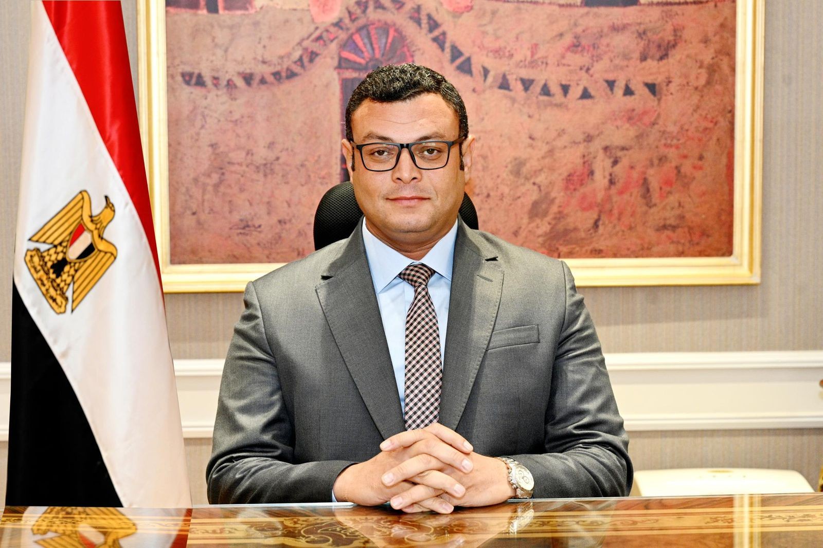 وزير الإسكان