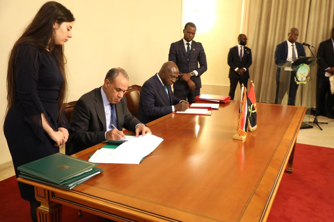 وزير الخارجية