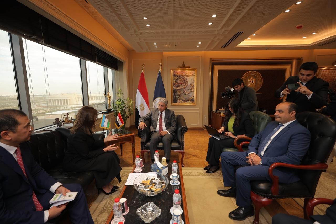 وزير السياحة