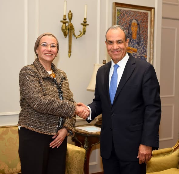 وزير الخارجية