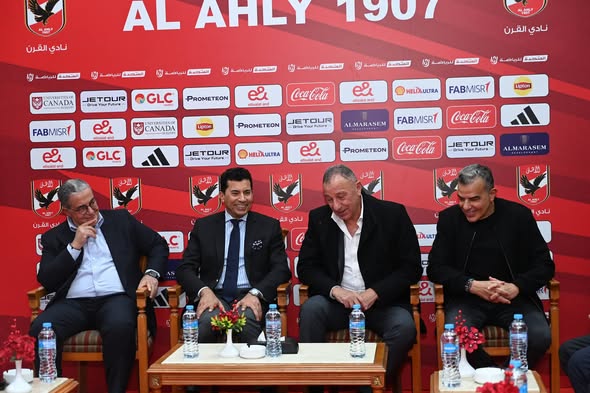 وزير الشباب والرياضة