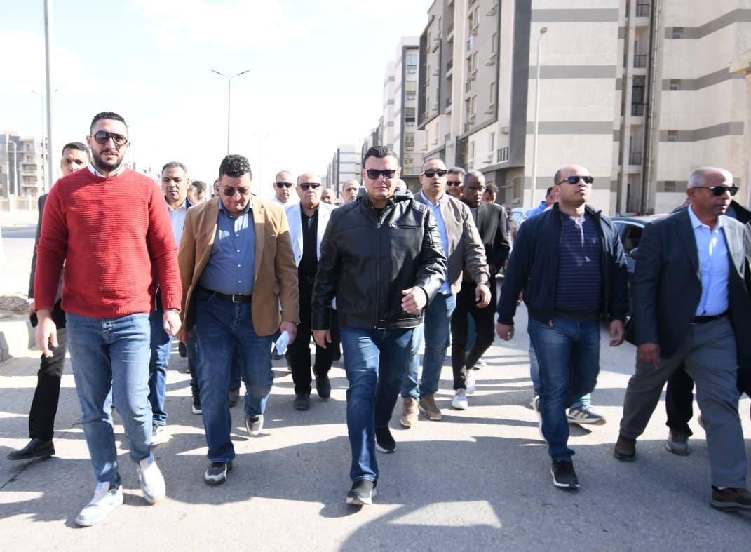 وزير الإسكان