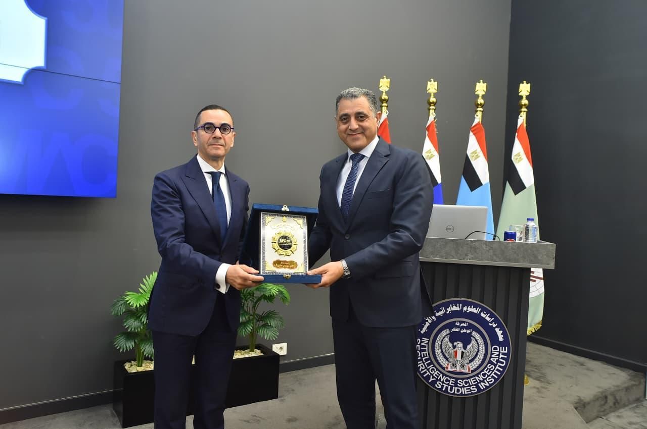 وزير الاستثمار