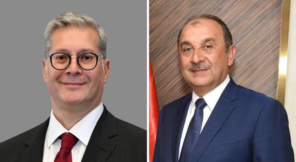  قطاع الأعمال