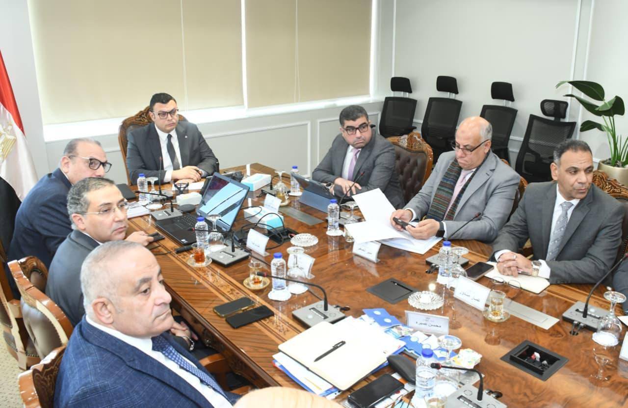 وزير الاسكان