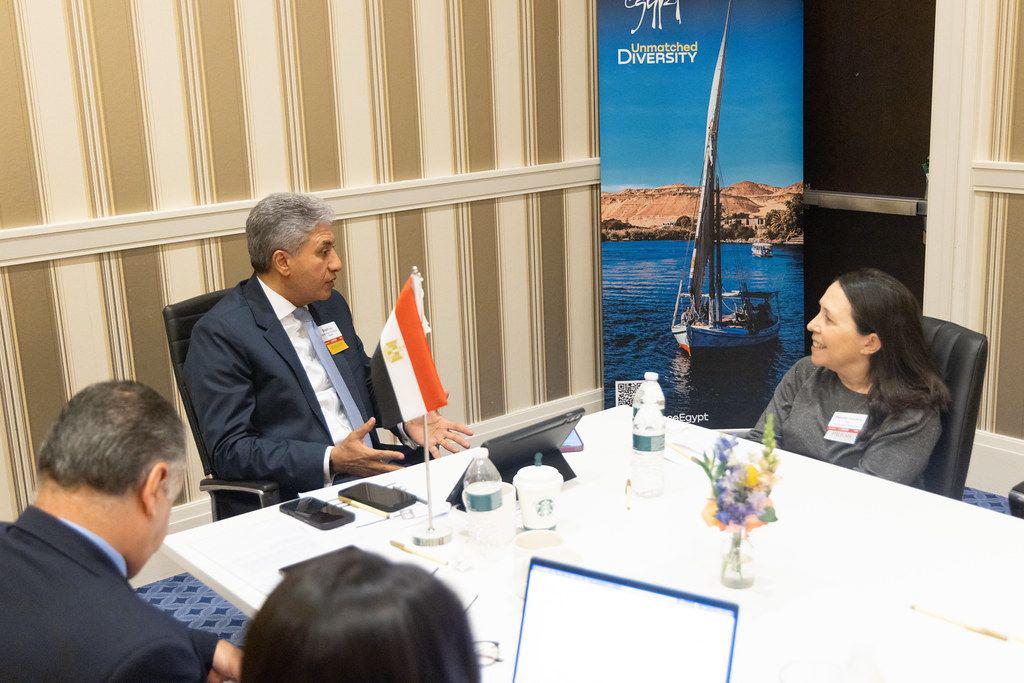 وزير السياحة