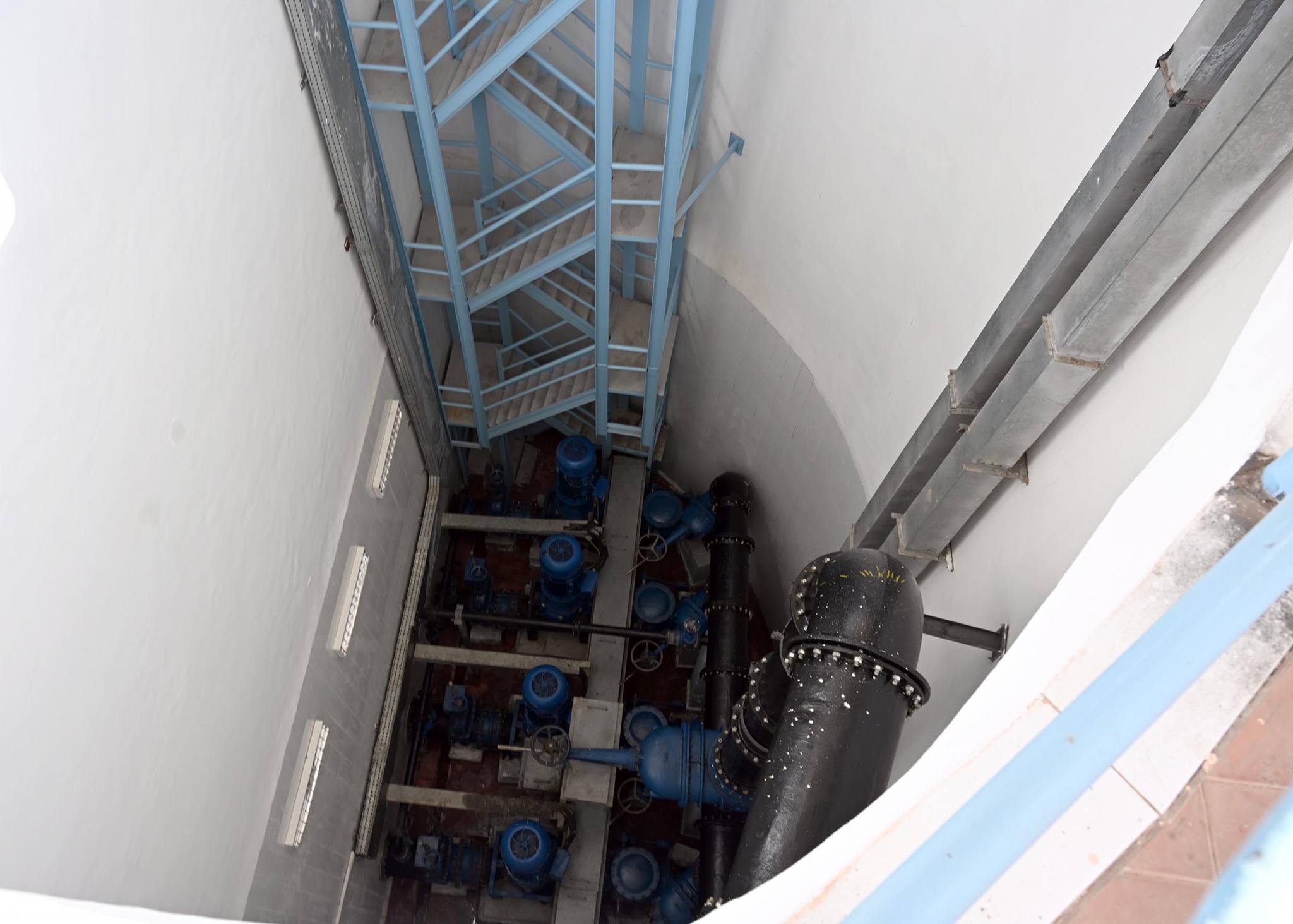 وزير الإسكان