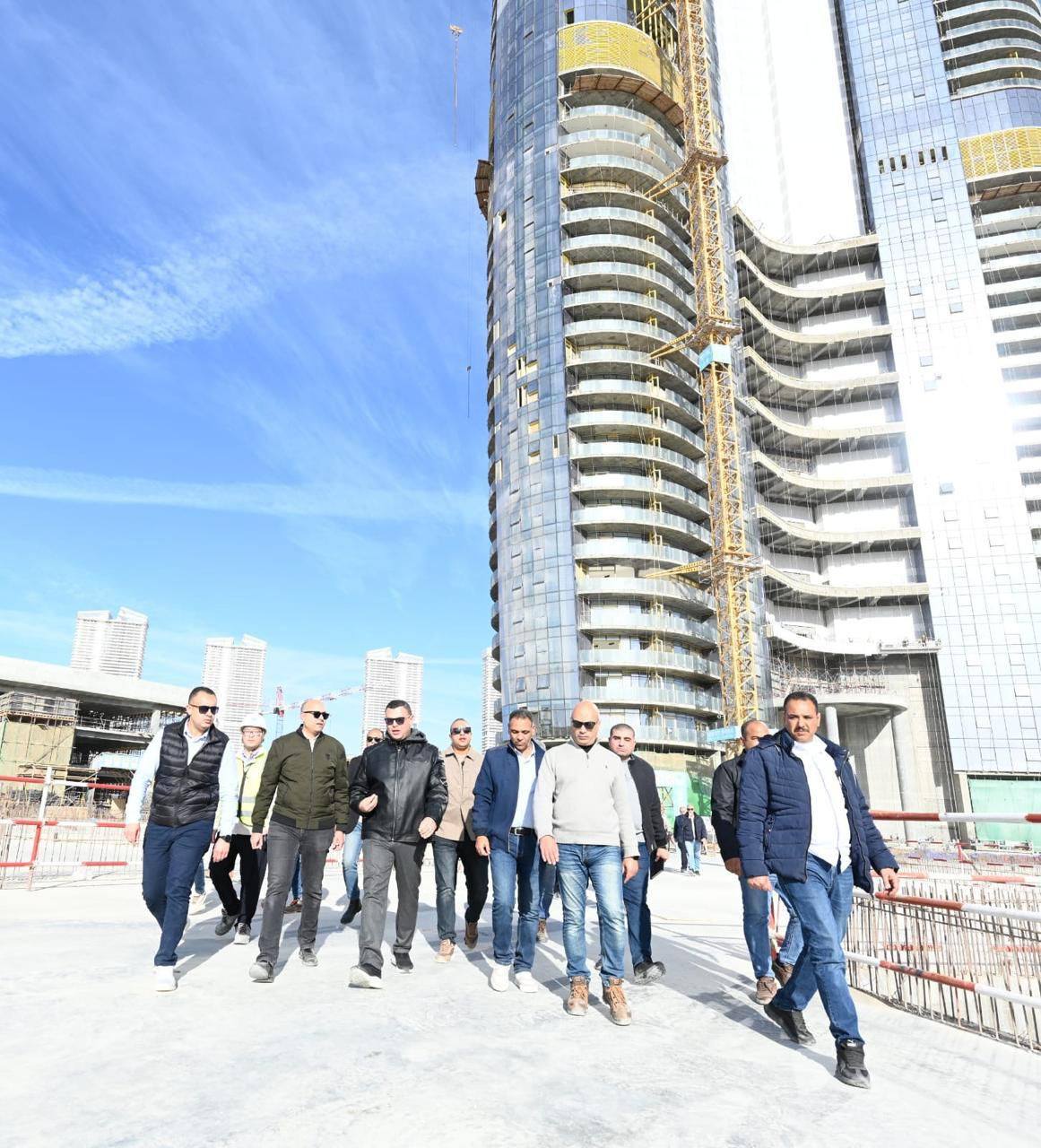 وزير الإسكان