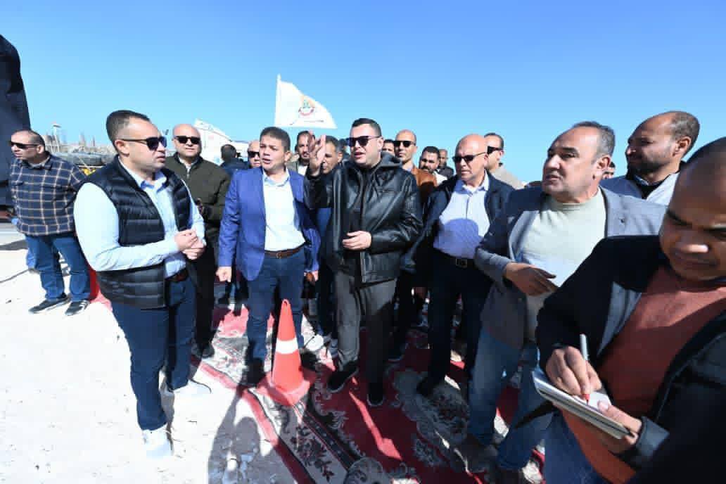 وزير الإسكان