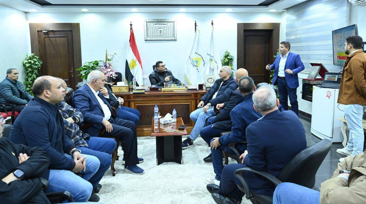 وزير الإسكان