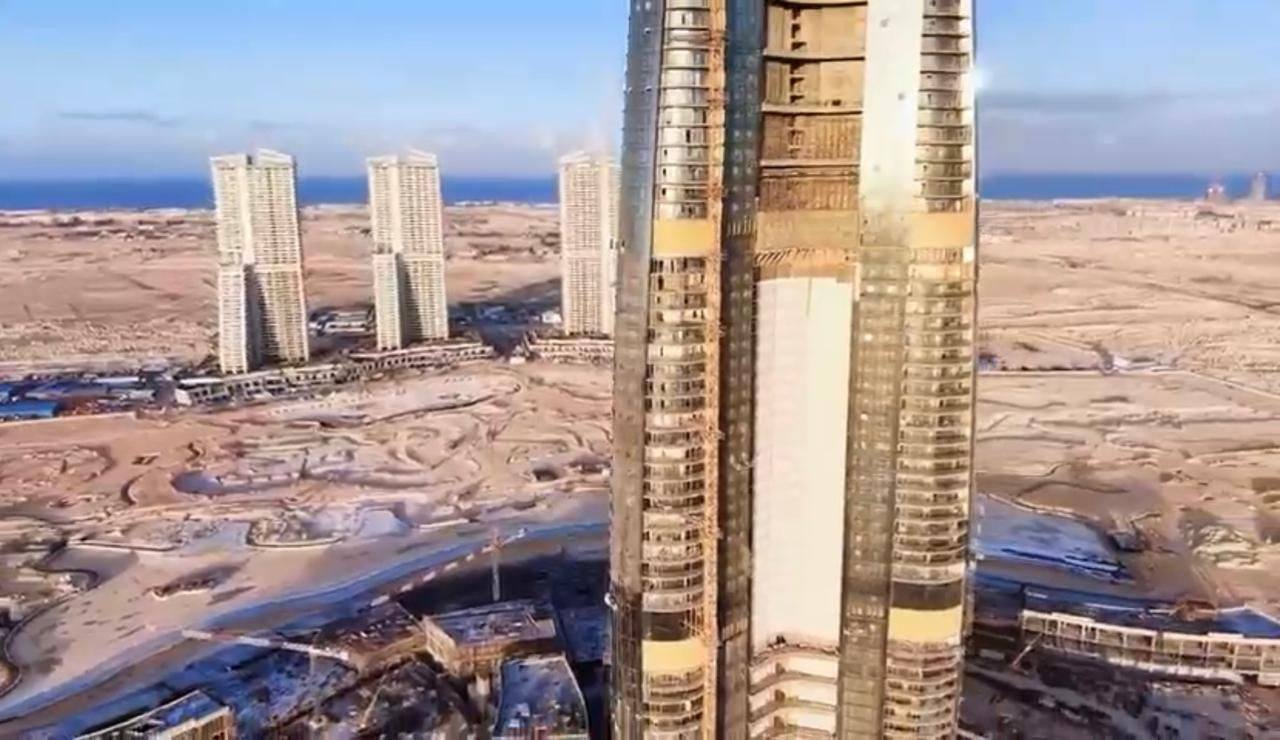 وزير الإسكان