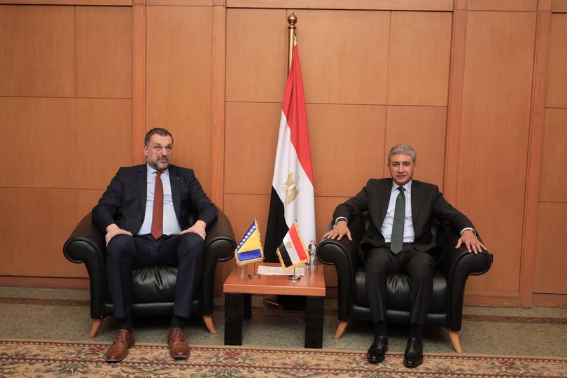 وزير السياحة