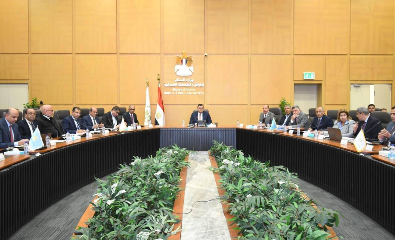 وزير الإسكان